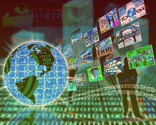 中国电信5G定制网赋能行业数字化转型在武汉灯博会上举办了